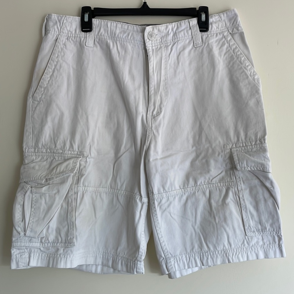 American Rag Mens White Cargo Shorts W36